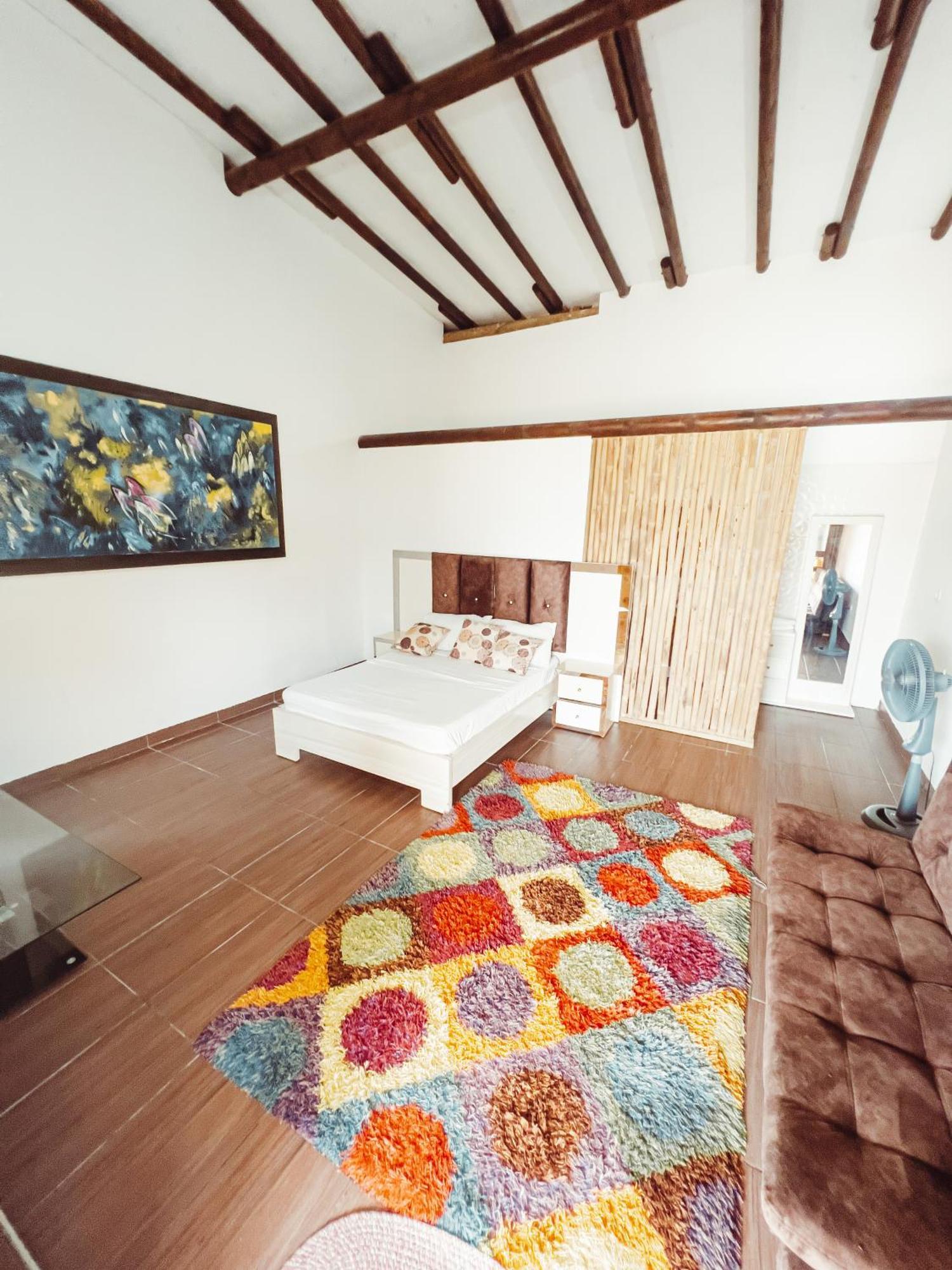 Medusa Hostel Isla Tintipan Tintipan Island Экстерьер фото